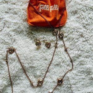 Elegant Gold-Tone Necklace and Earring Set